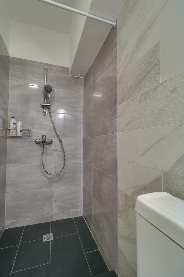 Stylish, Comfy Suite In The Heart Of Atenas Exterior foto