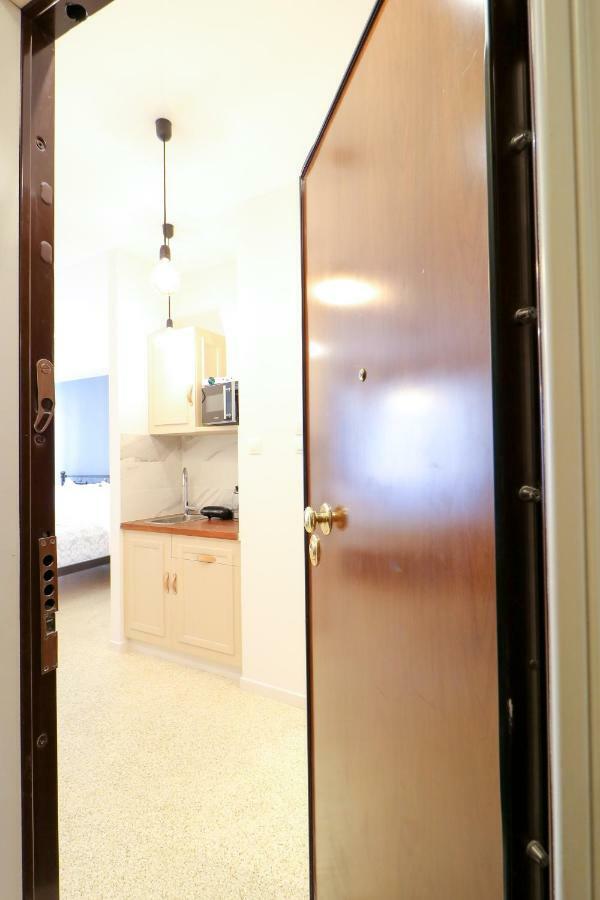 Stylish, Comfy Suite In The Heart Of Atenas Exterior foto